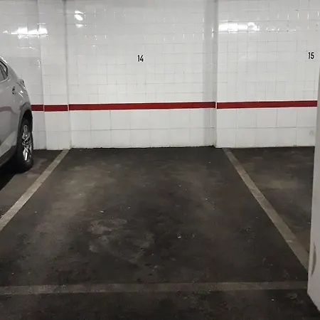 Centro Con Parking Vut-828-as * Хіхон